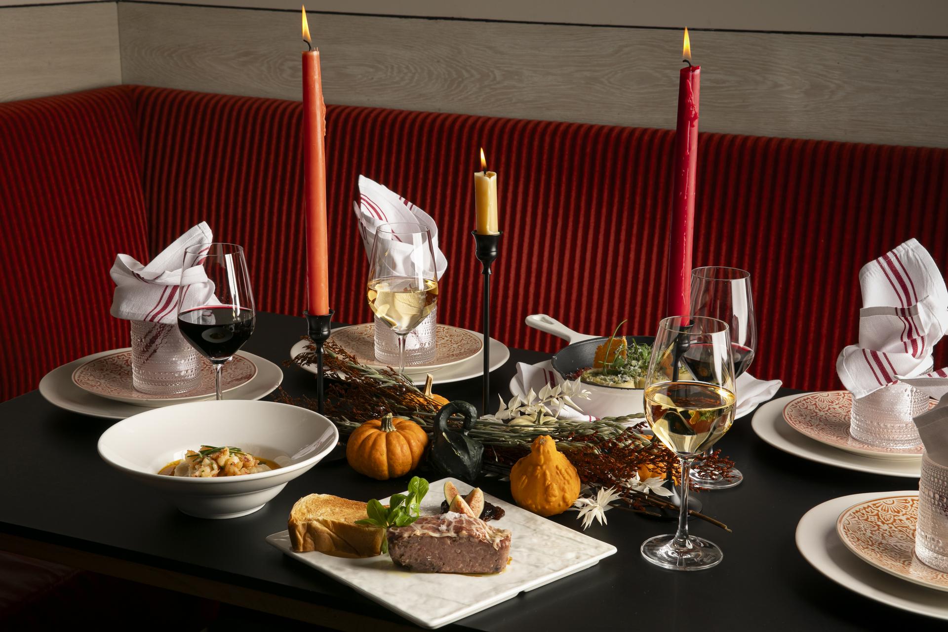 Thanksgiving Dinner at<br />Aperibar