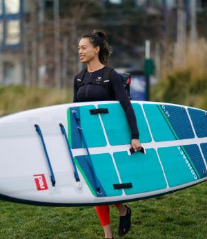 woman with paddleboard