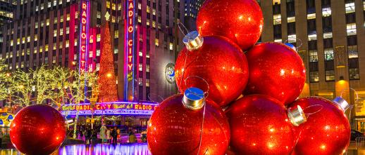 Christmas ornaments in Rockefeller Center fountain